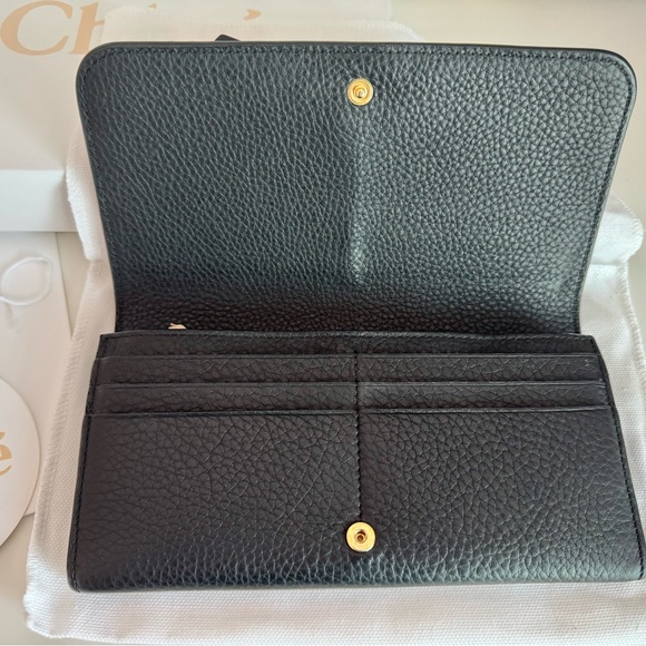 Chloé Black Leather Wallet with Gold Accent
